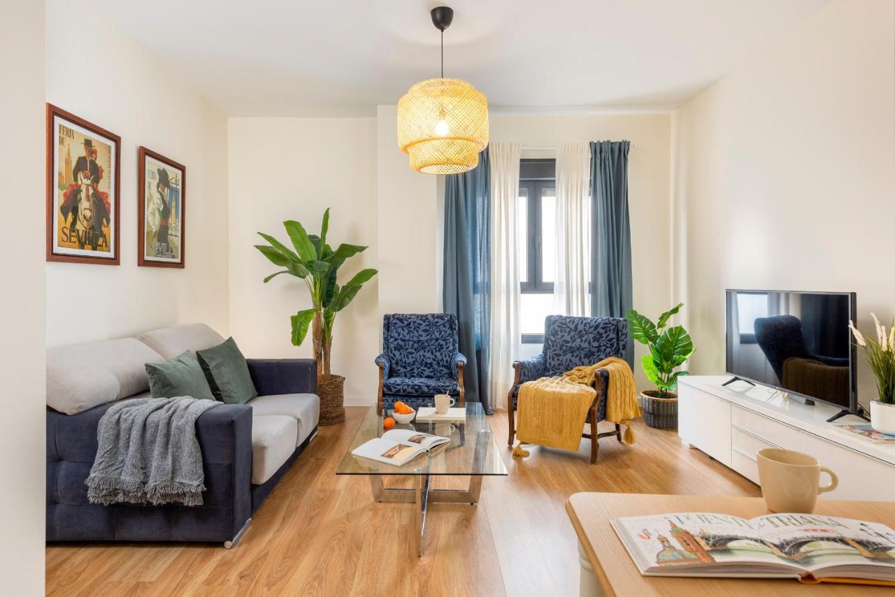 Deluxe Astoria Triana II Acogedor Y Tranquilo Apartment Seville Exterior photo